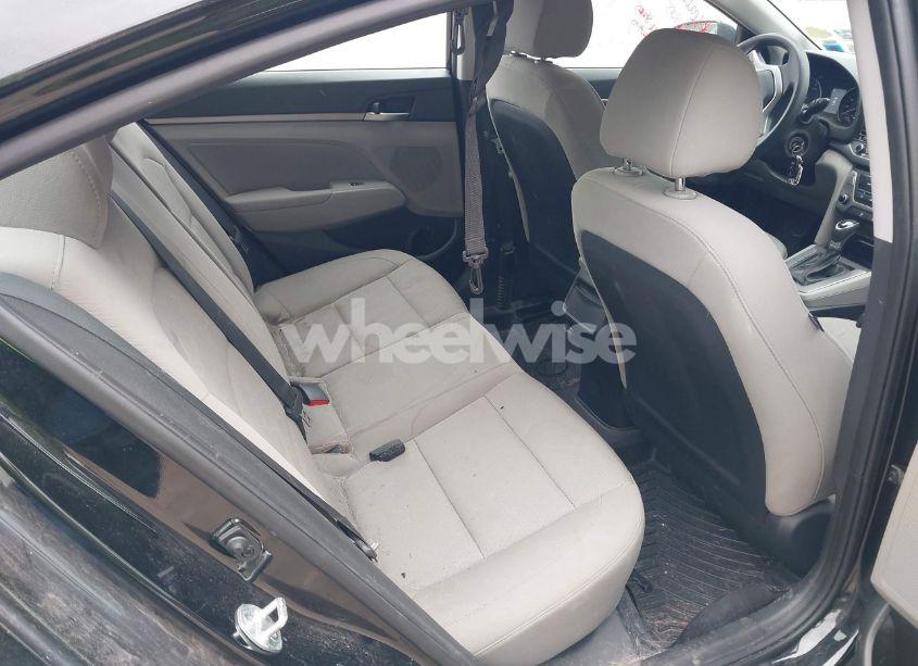 Photo 8 of 2018 Hyundai Elantra SEL (VIN 5NPD84LF8JH356086)