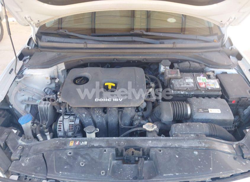 Photo 10 of 2018 Hyundai Elantra SEL (VIN 5NPD84LF8JH366584)