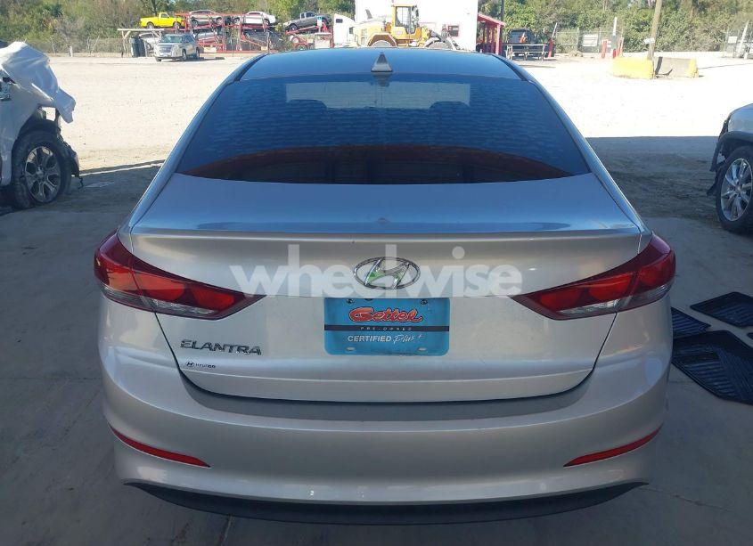 Photo 16 of 2018 Hyundai Elantra SEL (VIN 5NPD84LF8JH366584)