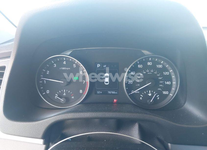 Photo 7 of 2018 Hyundai Elantra SEL (VIN 5NPD84LF8JH366584)