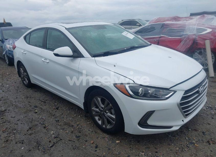 2018 Hyundai Elantra VALUE EDITION (VIN 5NPD84LF8JH370134) main photo