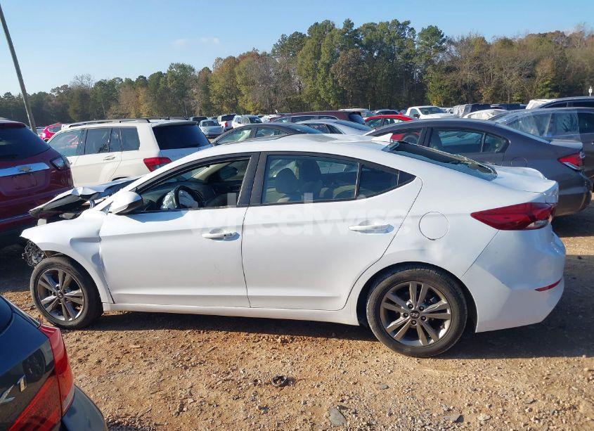 Photo 14 of 2018 Hyundai Elantra VALUE EDITION (VIN 5NPD84LF8JH372854)