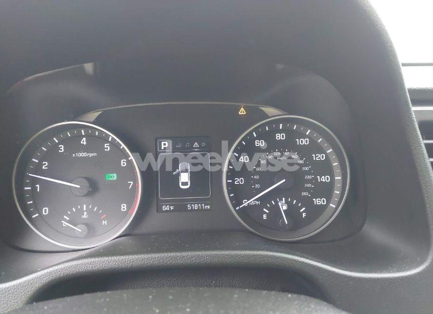 Photo 7 of 2018 Hyundai Elantra SEL (VIN 5NPD84LF8JH380694)