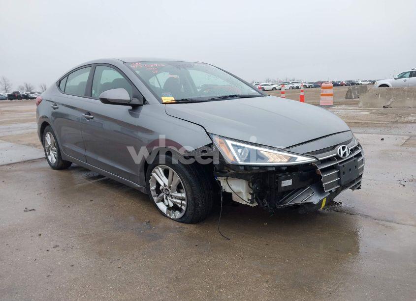 2019 Hyundai Elantra SEL (VIN 5NPD84LF8KH405921) main photo