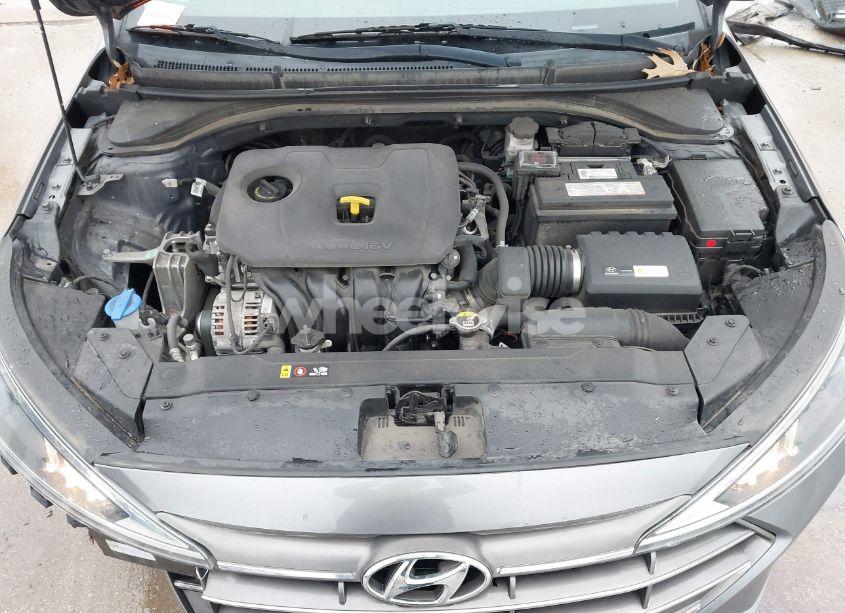 Photo 10 of 2019 Hyundai Elantra SEL (VIN 5NPD84LF8KH405921)