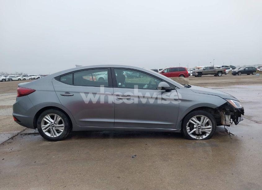 Photo 14 of 2019 Hyundai Elantra SEL (VIN 5NPD84LF8KH405921)