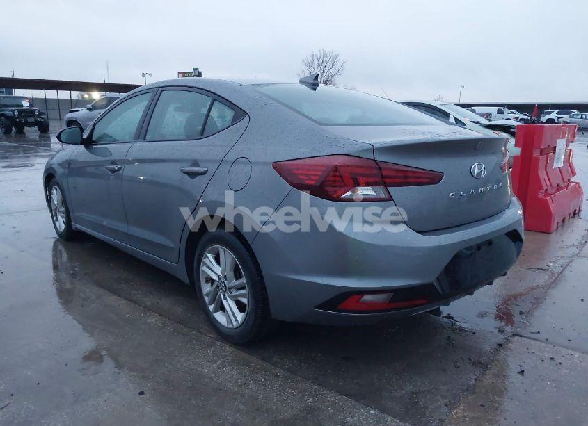 Photo 3 of 2019 Hyundai Elantra SEL (VIN 5NPD84LF8KH405921)