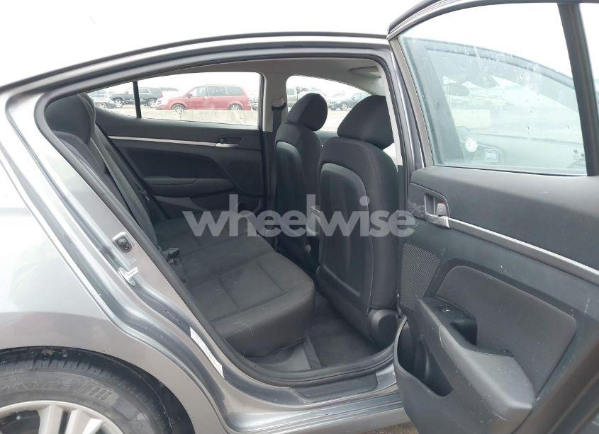 Photo 8 of 2019 Hyundai Elantra SEL (VIN 5NPD84LF8KH405921)