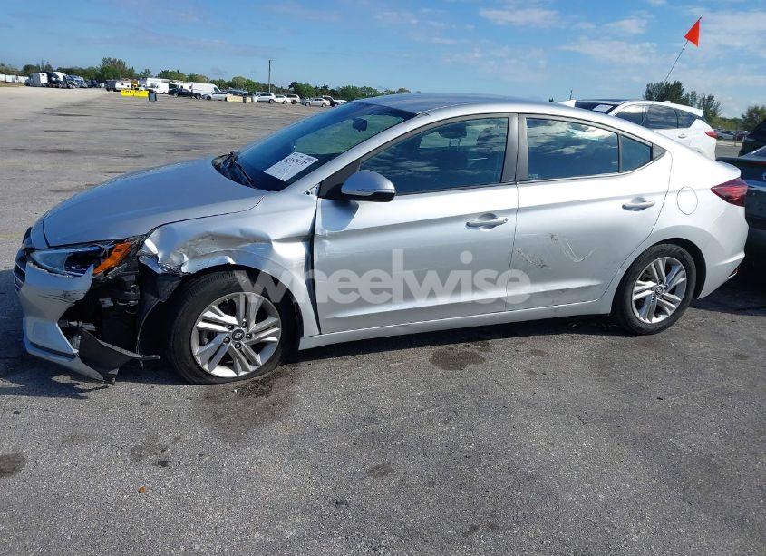 Photo 6 of 2019 Hyundai Elantra SEL (VIN 5NPD84LF8KH417051)