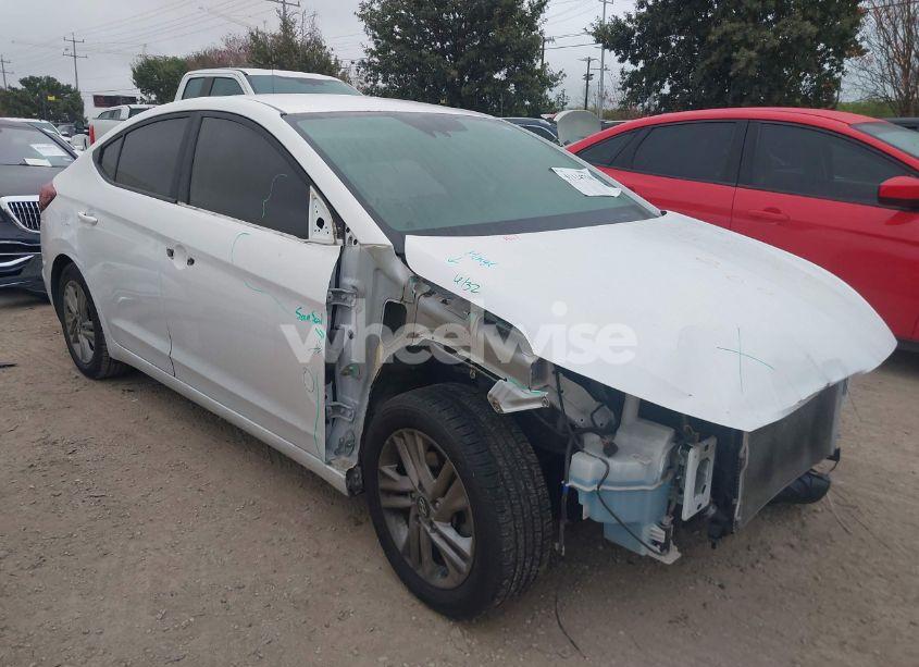 2019 Hyundai Elantra SEL (VIN 5NPD84LF8KH430205) main photo