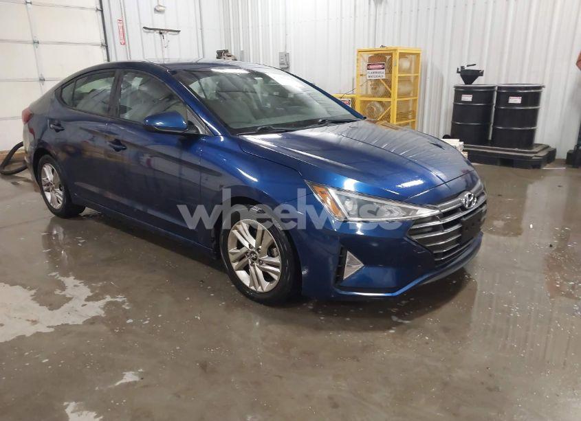 2019 Hyundai Elantra SEL (VIN 5NPD84LF8KH460868) main photo