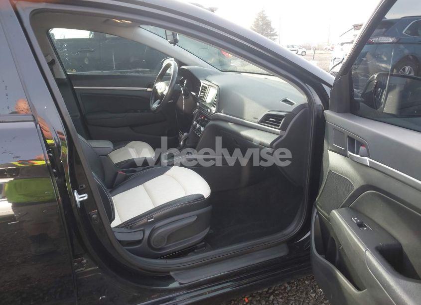 Photo 5 of 2019 Hyundai Elantra VALUE EDITION (VIN 5NPD84LF8KH467531)