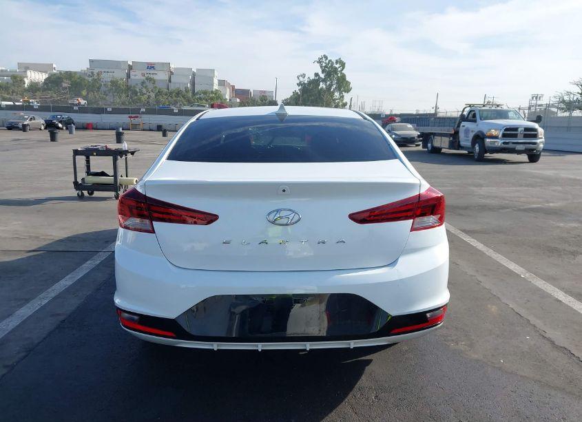 Photo 16 of 2019 Hyundai Elantra SEL (VIN 5NPD84LF8KH488198)