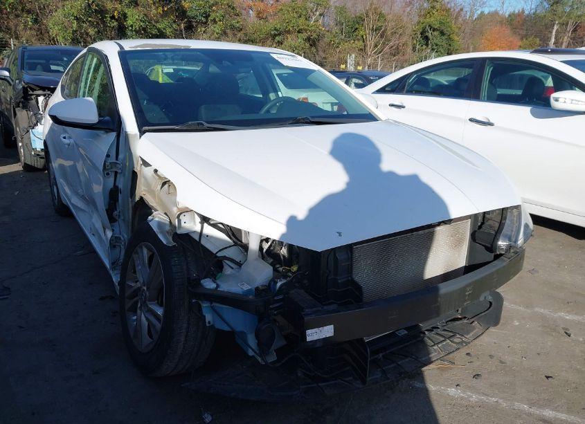 Photo 6 of 2019 Hyundai Elantra SEL (VIN 5NPD84LF8KH491781)