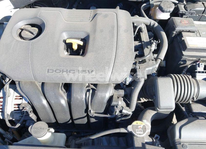 Photo 10 of 2020 Hyundai Elantra SEL (VIN 5NPD84LF8LH566822)