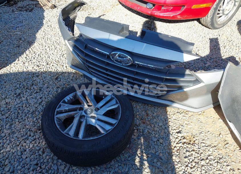 Photo 12 of 2020 Hyundai Elantra SEL (VIN 5NPD84LF8LH566822)