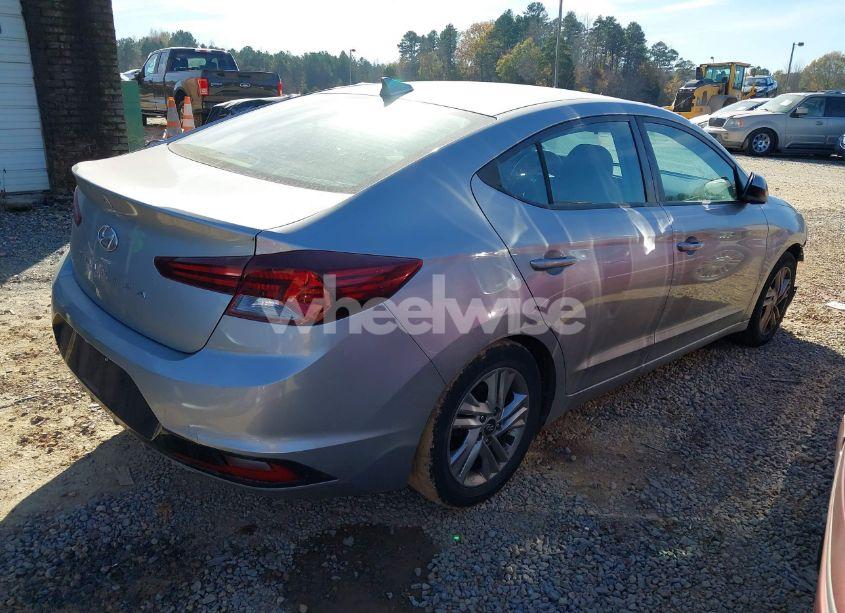 Photo 4 of 2020 Hyundai Elantra SEL (VIN 5NPD84LF8LH566822)