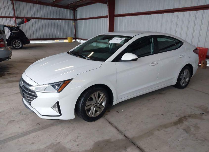Photo 2 of 2020 Hyundai Elantra SEL (VIN 5NPD84LF8LH569090)