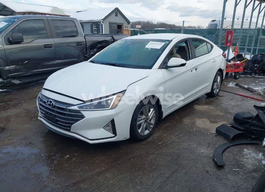 Photo 2 of 2020 Hyundai Elantra SEL (VIN 5NPD84LF8LH601925)