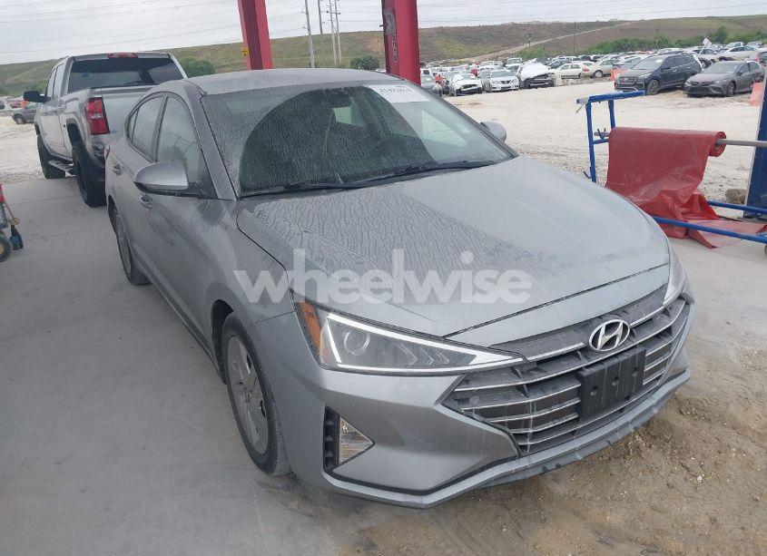 2020 Hyundai Elantra SEL (VIN 5NPD84LF8LH631605) main photo