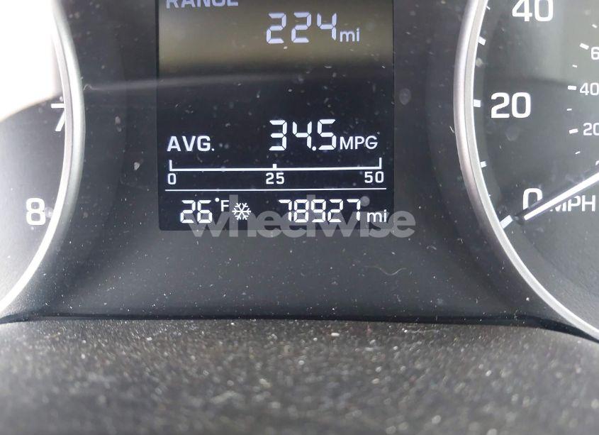 Photo 7 of 2017 Hyundai Elantra SE (VIN 5NPD84LF9HH001969)