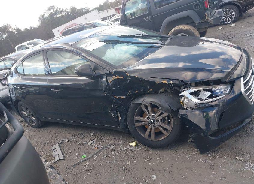 Photo 13 of 2017 Hyundai Elantra SE (VIN 5NPD84LF9HH002216)