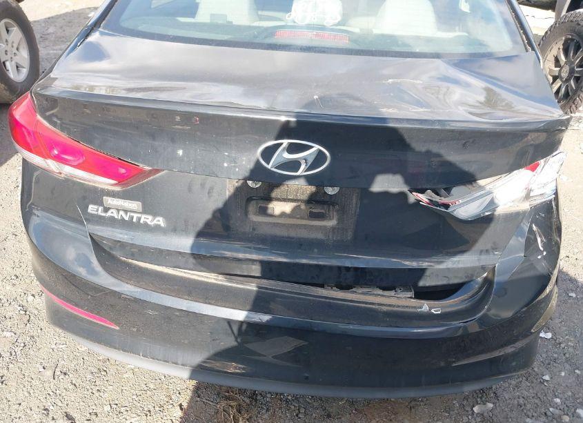 Photo 6 of 2017 Hyundai Elantra SE (VIN 5NPD84LF9HH002216)
