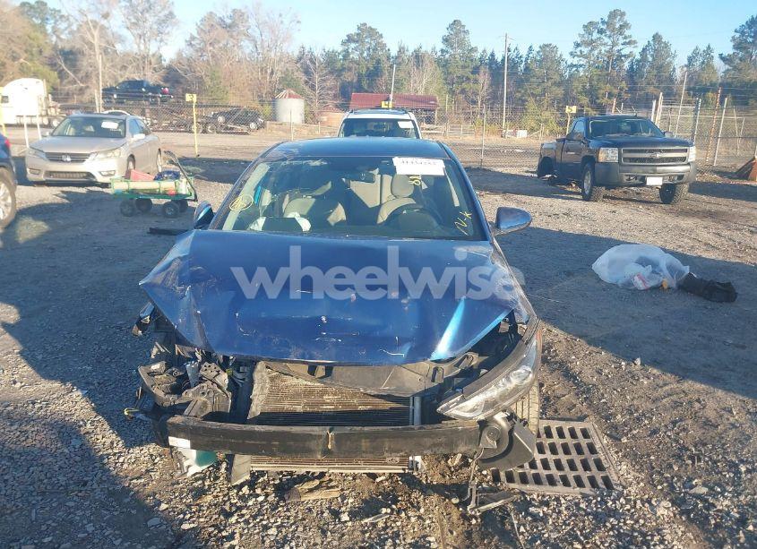 Photo 11 of 2017 Hyundai Elantra SE (VIN 5NPD84LF9HH006606)