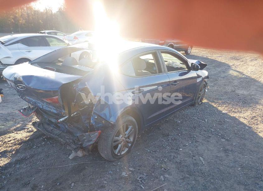 Photo 4 of 2017 Hyundai Elantra SE (VIN 5NPD84LF9HH006606)