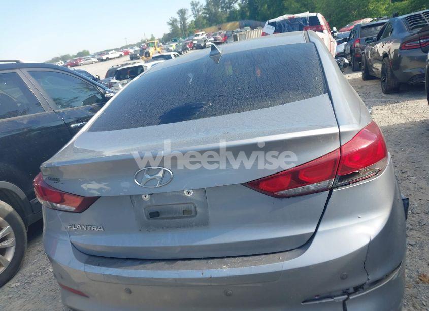 Photo 16 of 2017 Hyundai Elantra SE (VIN 5NPD84LF9HH012065)