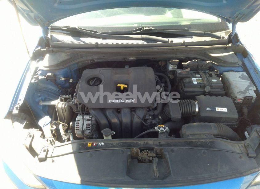 Photo 10 of 2017 Hyundai Elantra SE (VIN 5NPD84LF9HH013412)