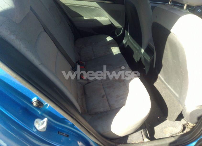 Photo 8 of 2017 Hyundai Elantra SE (VIN 5NPD84LF9HH013412)