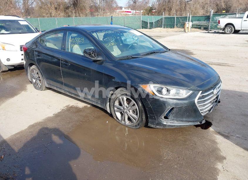 2017 Hyundai Elantra SE (VIN 5NPD84LF9HH016407) main photo