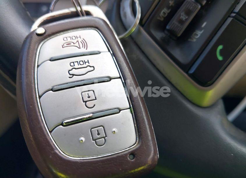 Photo 11 of 2017 Hyundai Elantra SE (VIN 5NPD84LF9HH016407)