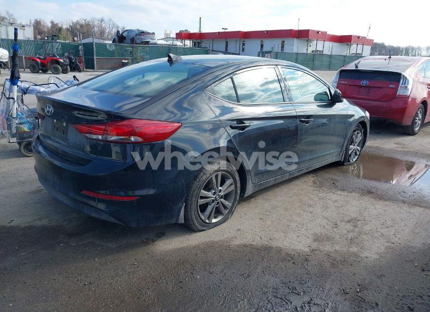 Photo 4 of 2017 Hyundai Elantra SE (VIN 5NPD84LF9HH016407)