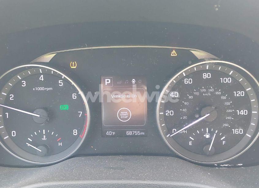 Photo 7 of 2017 Hyundai Elantra SE (VIN 5NPD84LF9HH016407)