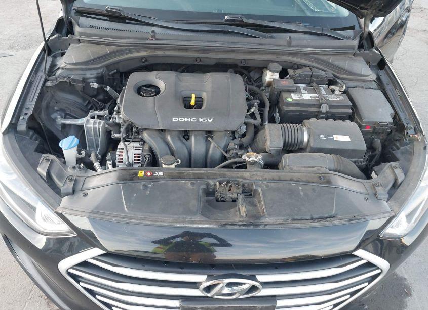 Photo 10 of 2017 Hyundai Elantra SE (VIN 5NPD84LF9HH018965)