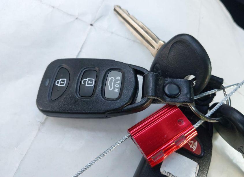 Photo 11 of 2017 Hyundai Elantra SE (VIN 5NPD84LF9HH018965)