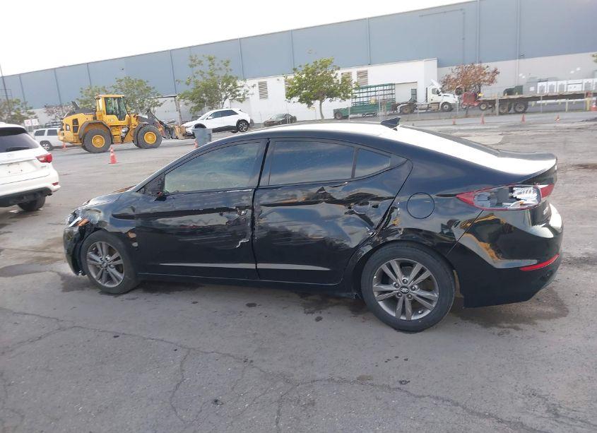 Photo 14 of 2017 Hyundai Elantra SE (VIN 5NPD84LF9HH018965)