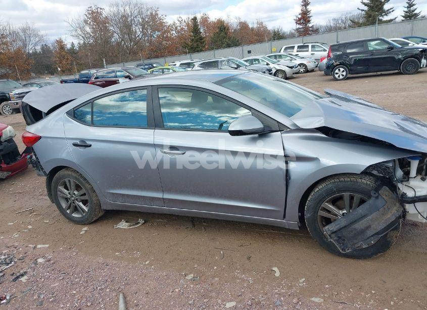 Photo 12 of 2017 Hyundai Elantra SE (VIN 5NPD84LF9HH025396)