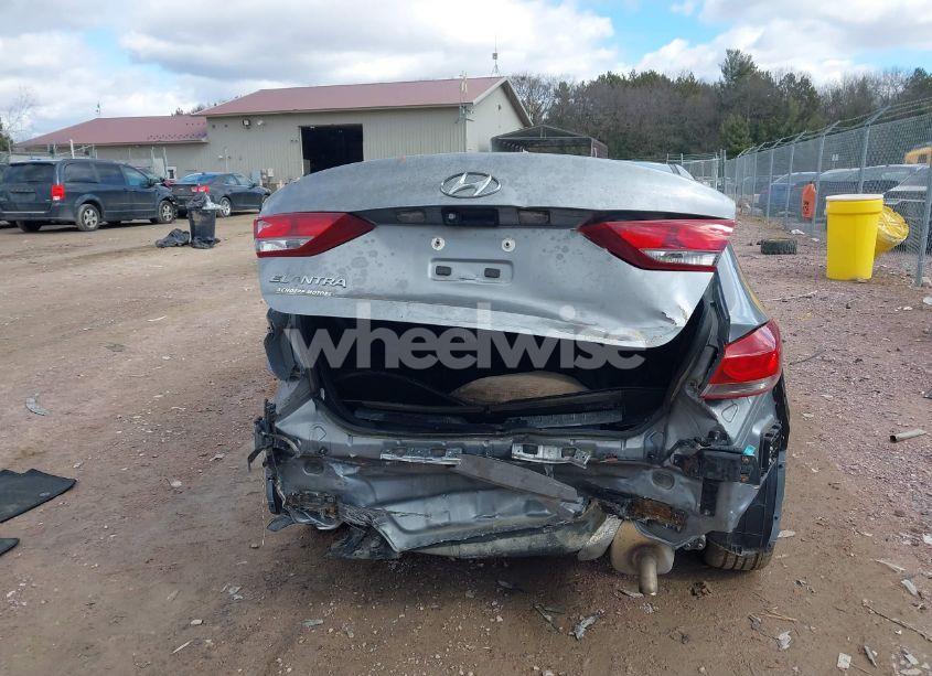 Photo 15 of 2017 Hyundai Elantra SE (VIN 5NPD84LF9HH025396)