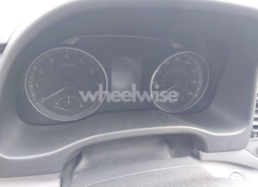 Photo 7 of 2017 Hyundai Elantra SE (VIN 5NPD84LF9HH025396)