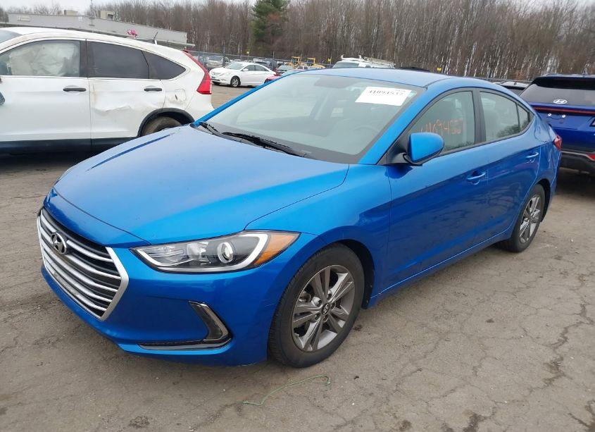 Photo 2 of 2017 Hyundai Elantra SE (VIN 5NPD84LF9HH034826)