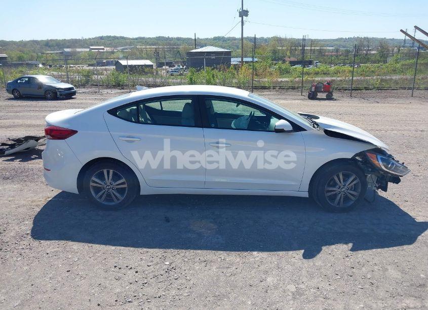 Photo 14 of 2017 Hyundai Elantra SE (VIN 5NPD84LF9HH043025)