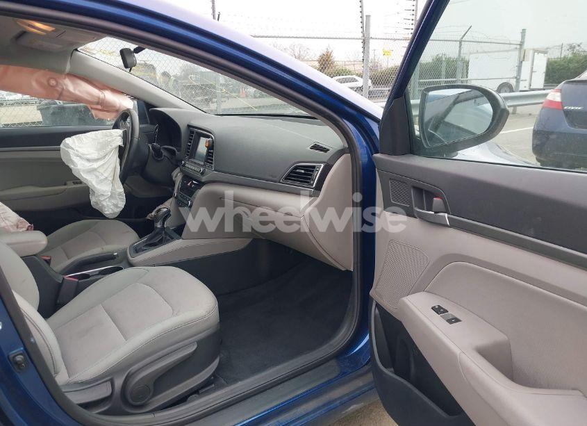 Photo 5 of 2017 Hyundai Elantra SE (VIN 5NPD84LF9HH054865)