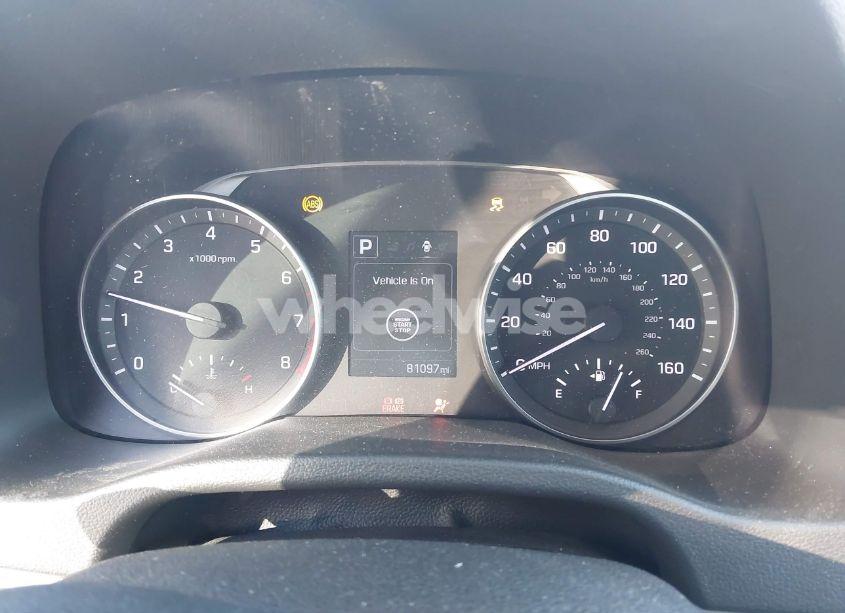 Photo 7 of 2017 Hyundai Elantra SE (VIN 5NPD84LF9HH054865)