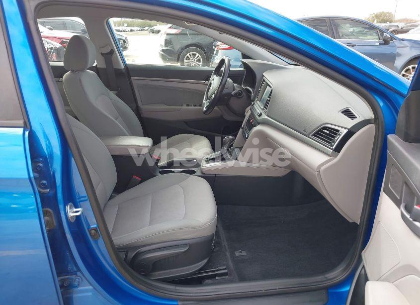 Photo 5 of 2017 Hyundai Elantra SE (VIN 5NPD84LF9HH057085)