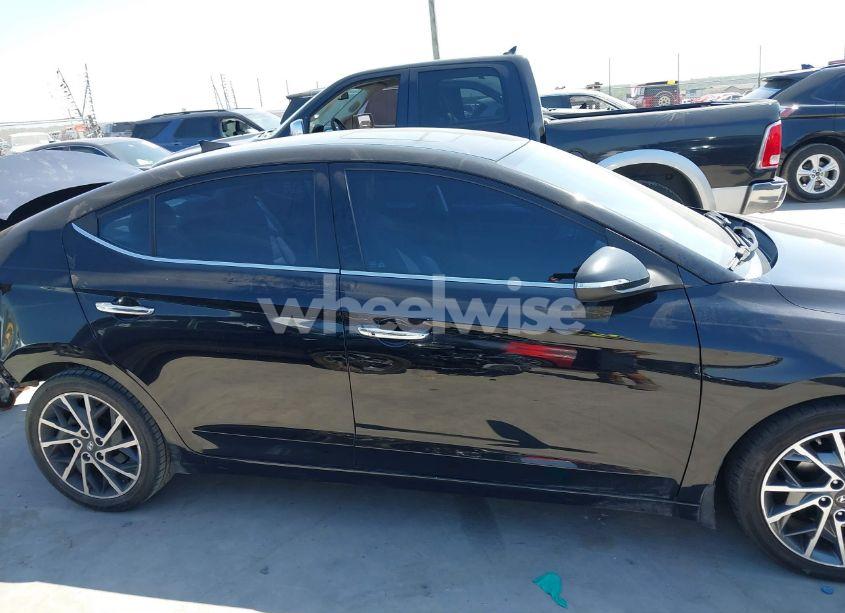 Photo 13 of 2017 Hyundai Elantra LIMITED (VIN 5NPD84LF9HH102798)