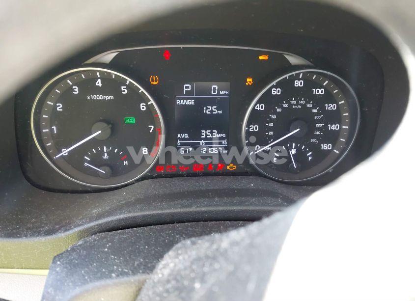 Photo 7 of 2017 Hyundai Elantra SE (VIN 5NPD84LF9HH130911)