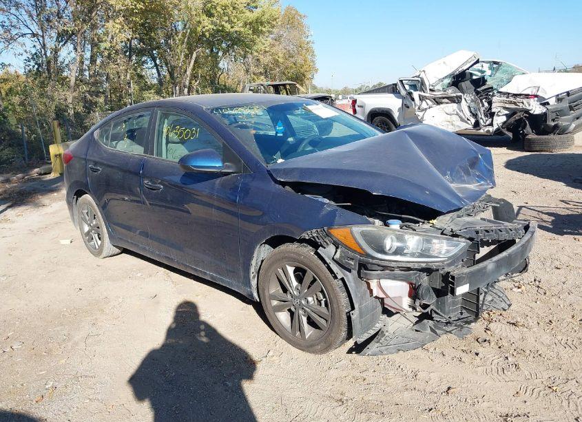 2017 Hyundai Elantra SE (VIN 5NPD84LF9HH157946) main photo